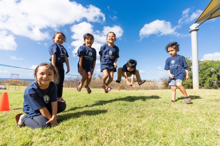 Mālama Ola Minute: How outdoor play boosts your keiki’s health and happiness
