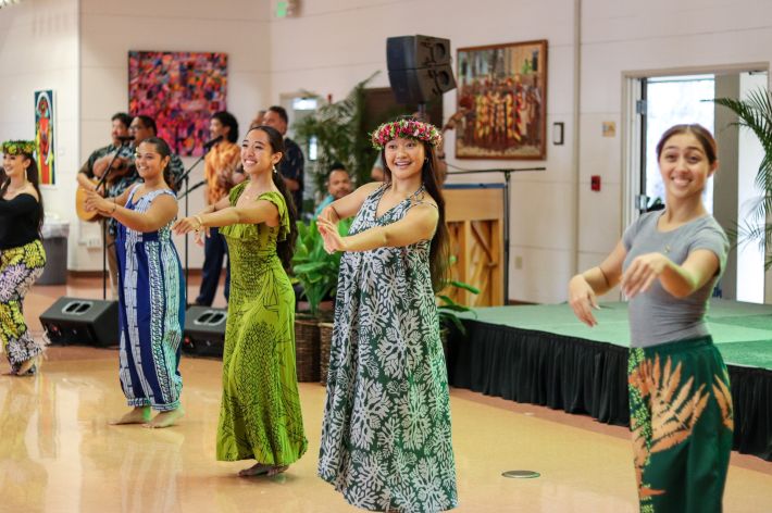 E kanikapila kākou. Upcoming jam session at Kaʻiwakīloumoku and you’re invited!